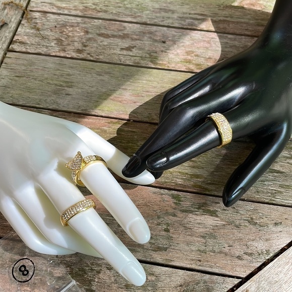 Rhinestone Heart  Engagement Ring Set - Picture 11 of 13